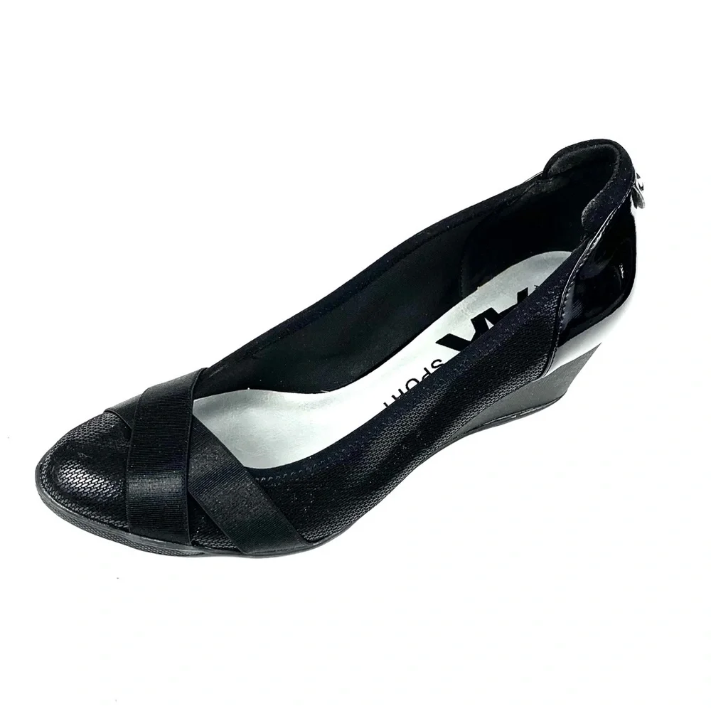 Ann Klein Black Time Out 2 Comfort Scrunchy Pump Size 6.5